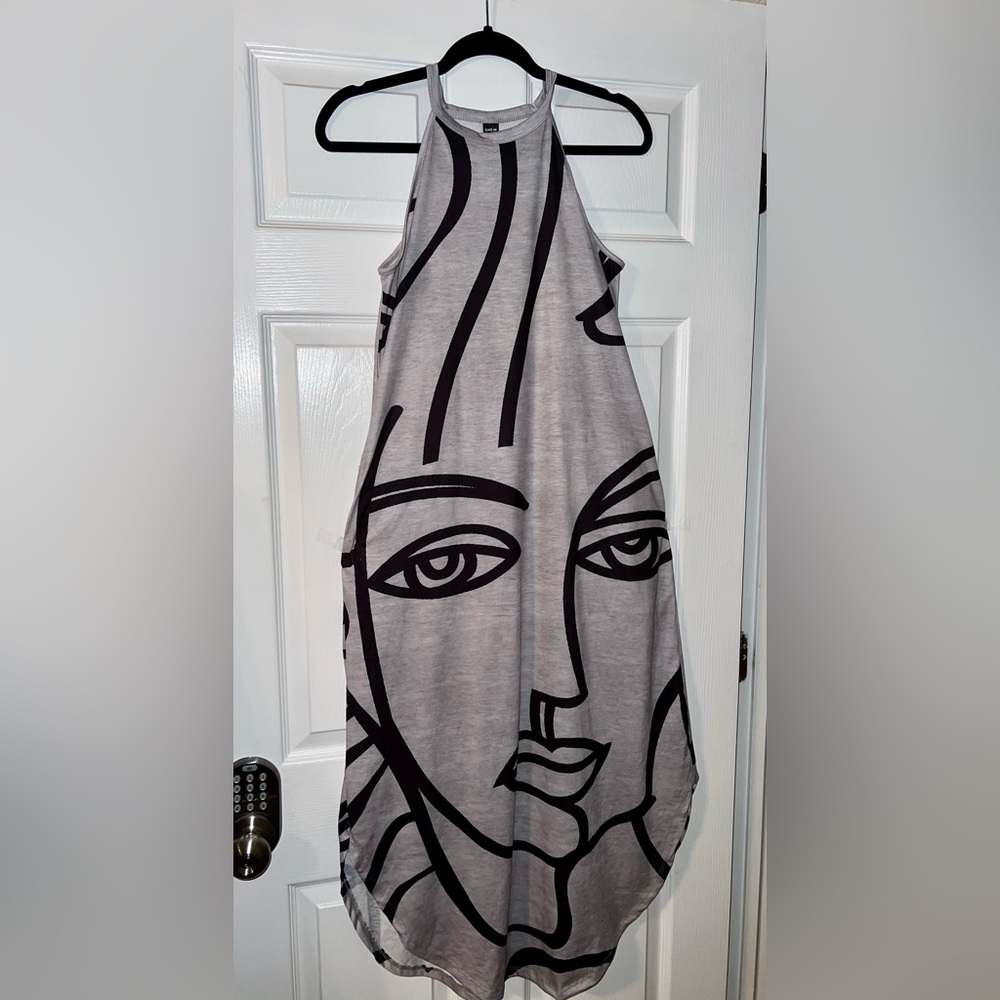 Abstract Face Print Gray Maxi Dress - Picture 3 of 4
